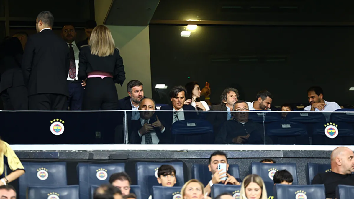 Montella, Fenerbahçe-Roma Maçını Tribünden İzledi