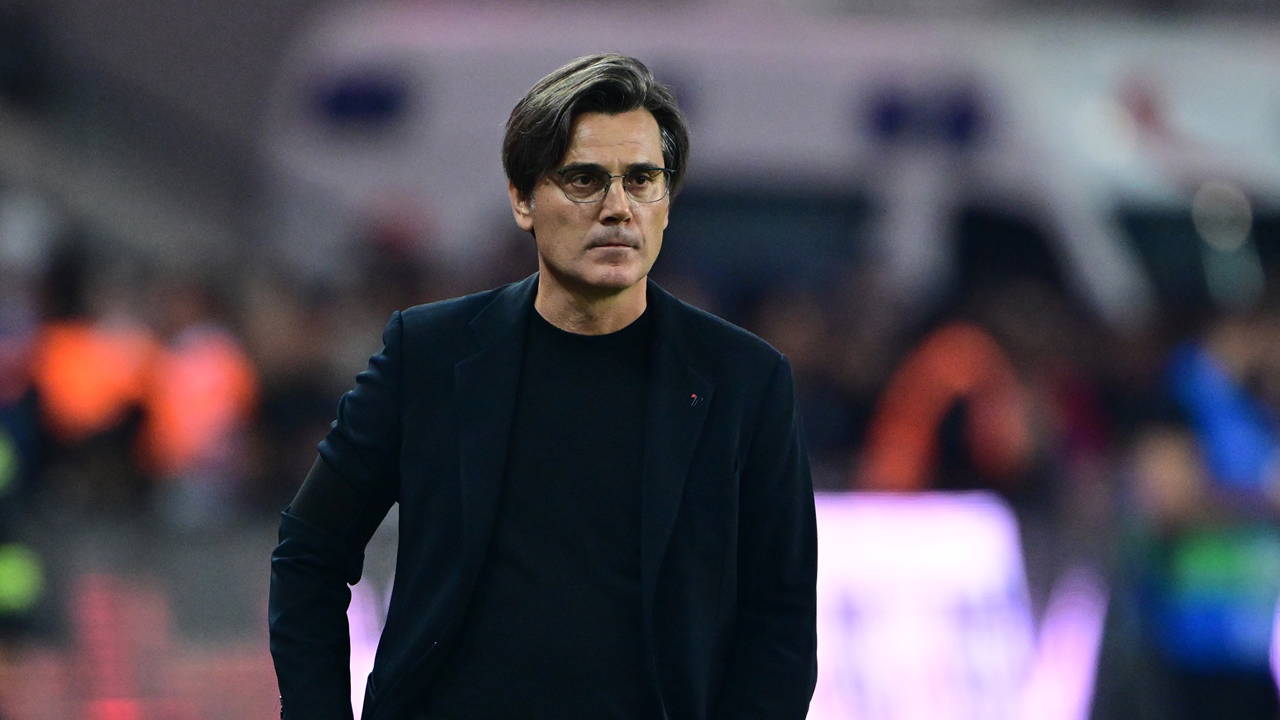 Montella: Fransa maçı herkesle mücadele edebileceğimizi gösterdi