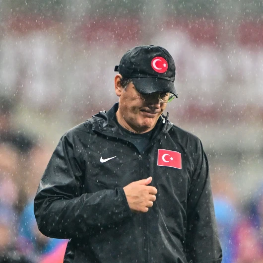 Montella istifa etmedi: Kötü performansın sebebini açıkladı