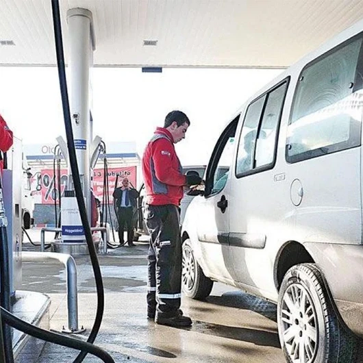 Motorinde ÖTV Sıfırlandı: Pompa Fiyatı 80 Liradan 70,8 Liraya Düştü