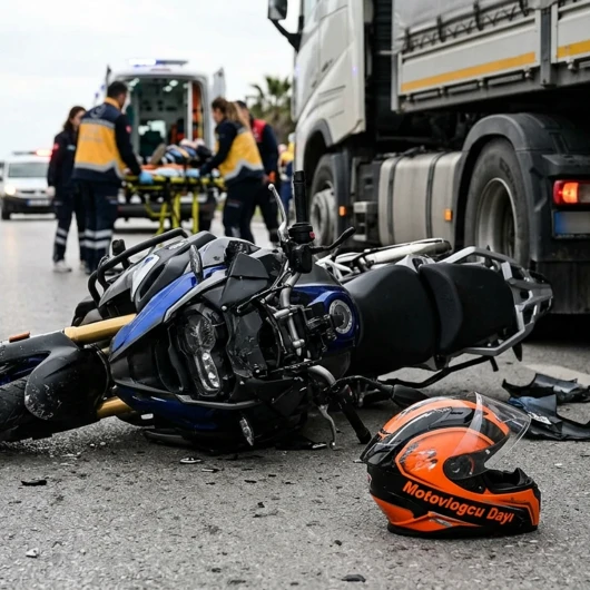 Motosiklet Tutkunu Sosyal Medya Fenomeni Cumhur Kahraman Hayatını Kaybetti