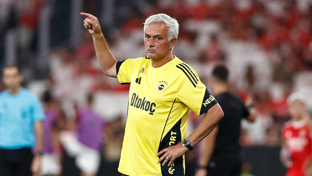 Mourinho'dan Fenerbahçe ve hakem itirafı: 'Türkiye'de büyük skandal