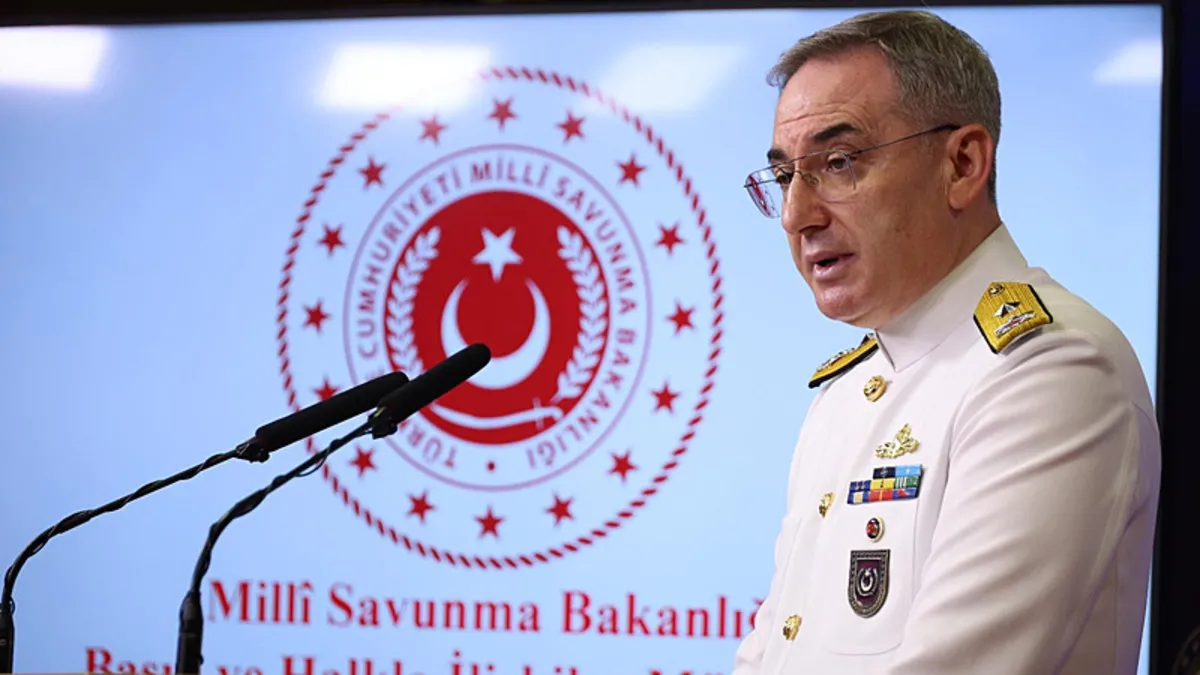 MSB: Kıbrıs'taki Gelismeler ve Savunma Anlaşması Masada