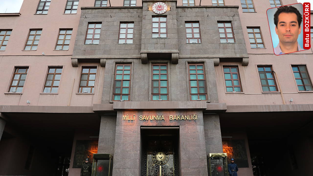MSB: Tugaydaki darp iddiasıyla ilgili rütbe ayrımı olmadan soruşturma sürecek