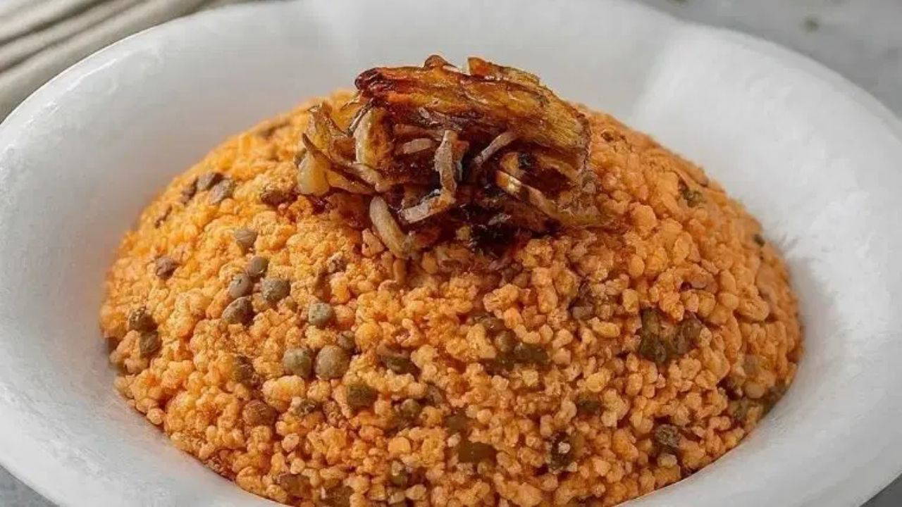 Müceddere Pilavı Tarifi: Orta Doğu'nun Doyurucu Lezzeti Evde