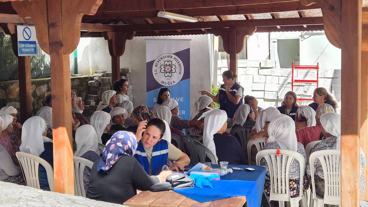 Muğla'da Sağlık Hizmeti Sahada: Uzman Ekip Vatandaşla Buluşuyor