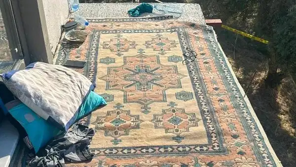 Muğla'da balkon korkuluk yoktu, düşerek can verdi