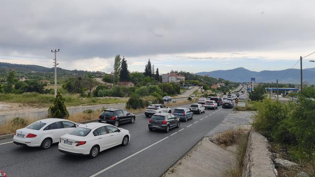 Muğla'da Kurban Bayramı tatili trafiği: 22 kilometrelik araç kuyruğu