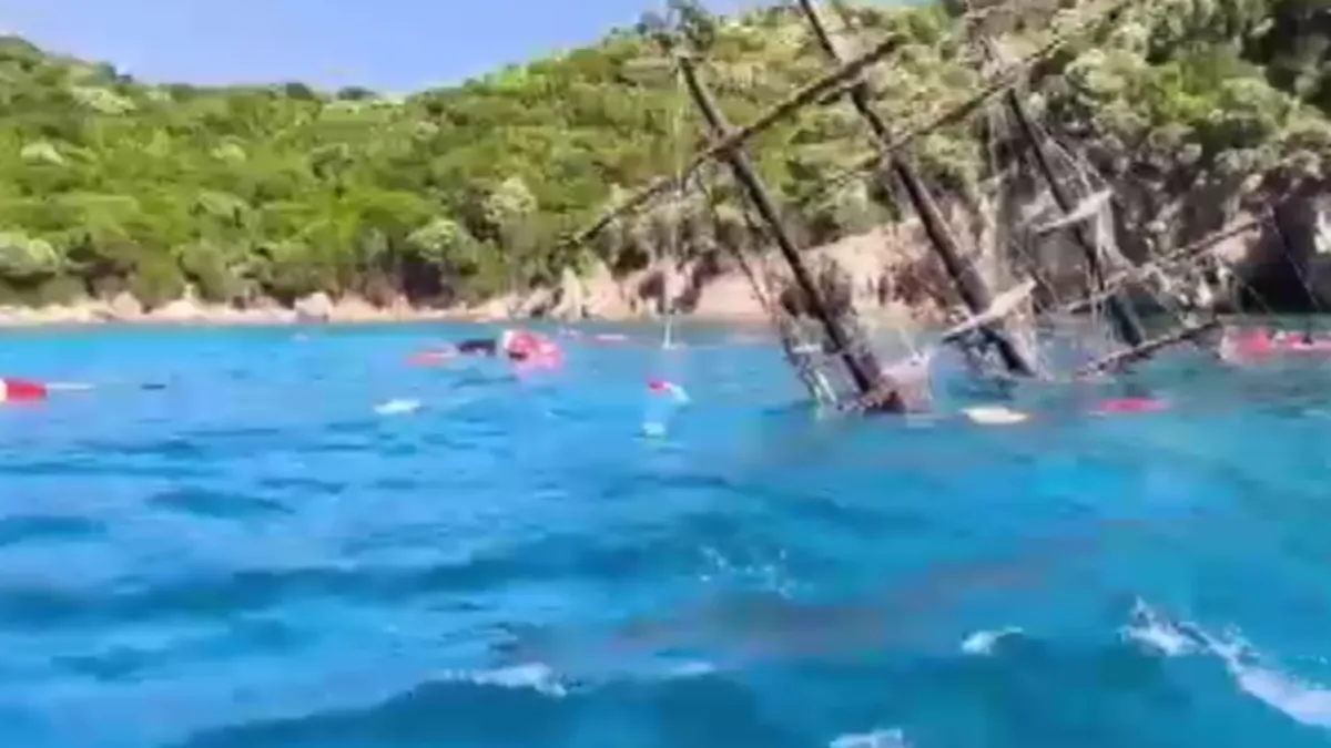 Muğla'da tur teknesi battı: 110 yolcu kurtarıldı