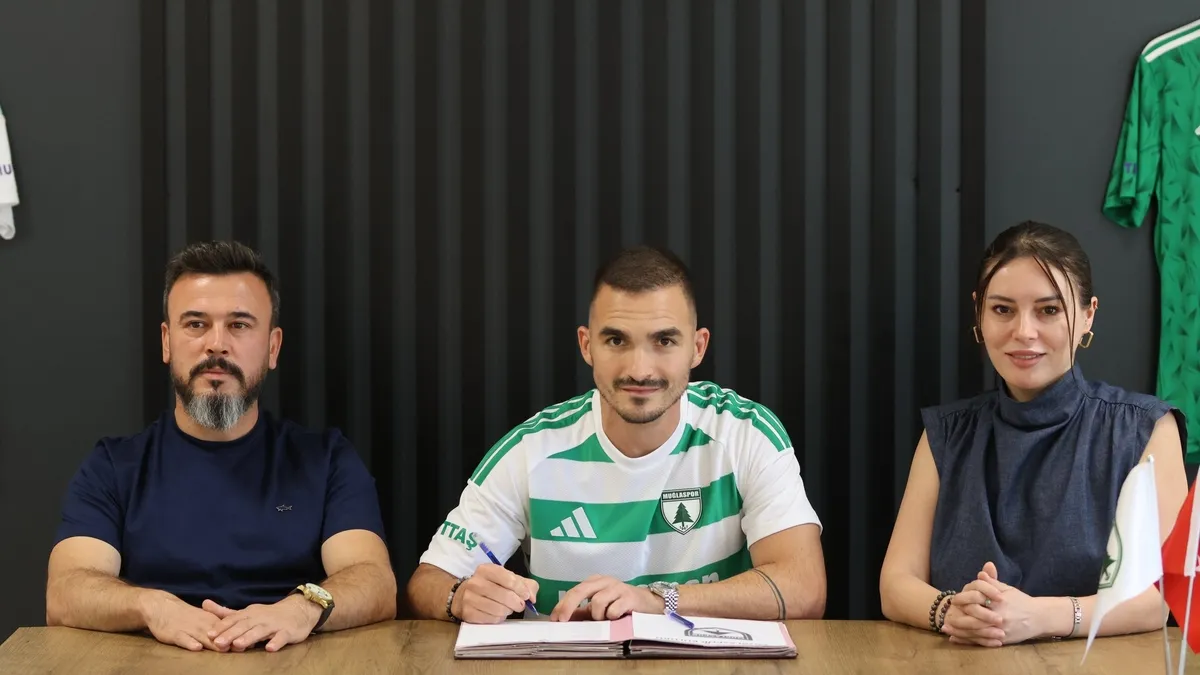 Muğlaspor, Kosovalı Yıldız Driton Camaj'ı Transfer Etti