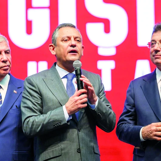 Muhalefetin Adaylık Hesabı: İmamoğlu Belirsizliği ve Yavaş Formülü