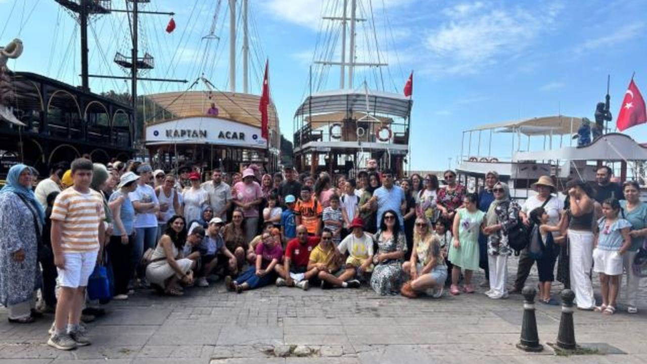 Muratpaşa'dan özel gereksinimli bireylere engelsiz yaz sürprizi