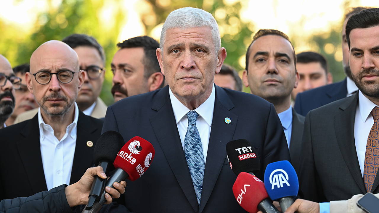 Müsavat Dervişoğlu: İftiradan Uzak Bir Bayram Geçirin