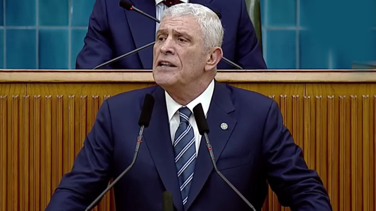 Müsavat Dervişoğlu'ndan vekillere 'Sevr' tepkisi