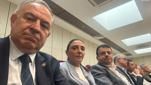 Mustafa Bozbey hakim karşısında: CHP'li Zeybek'ten 'boyun eğmeyeceğiz' mesajı