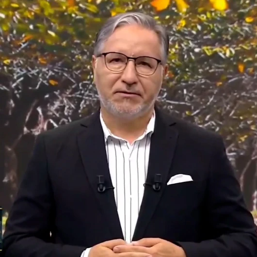 Mustafa Karataş canlı yayında kardeşinin vefatını öğrendi