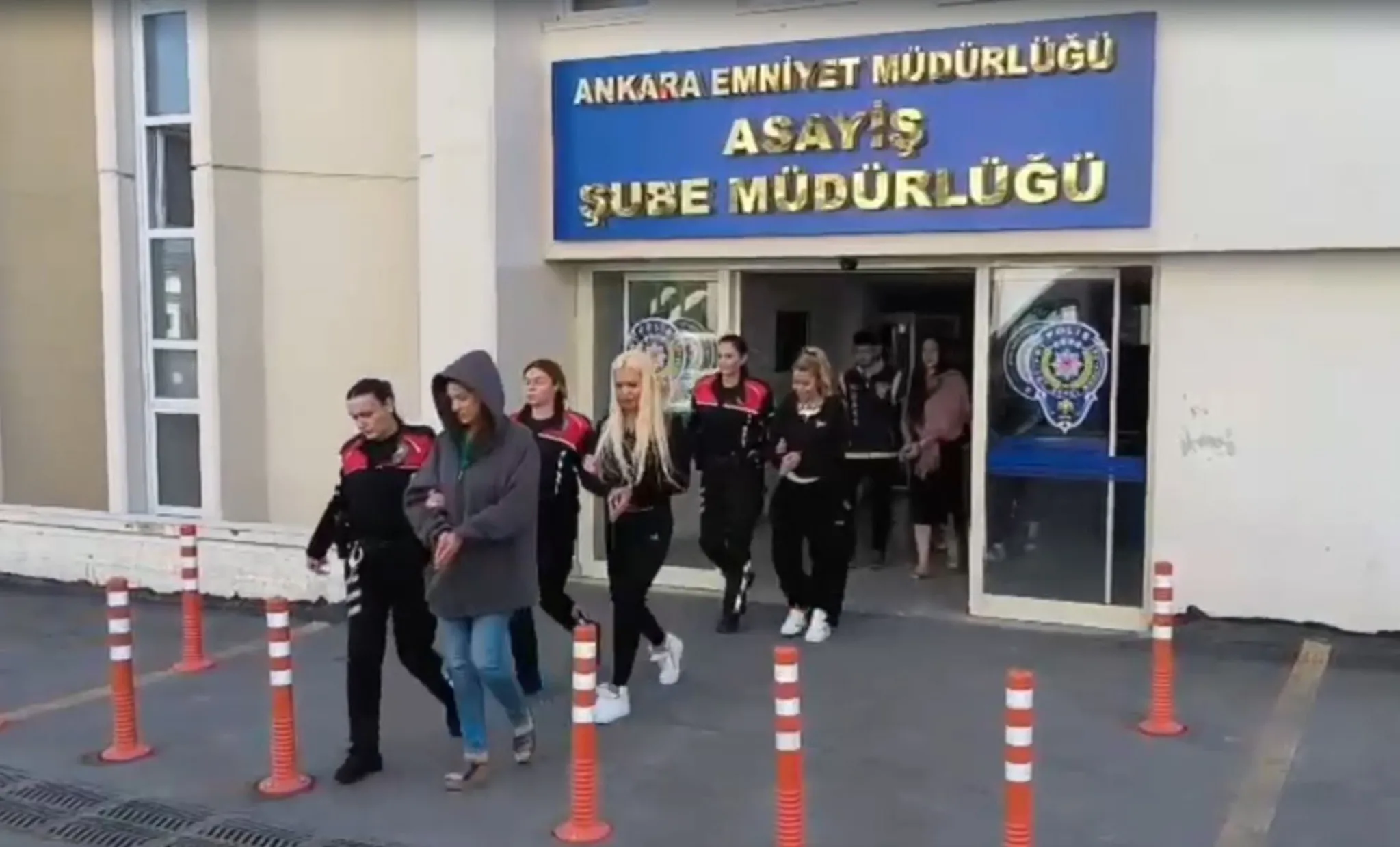 Müstehcenlik operasyonunda Ekinci'nin savunması pes dedirtti
