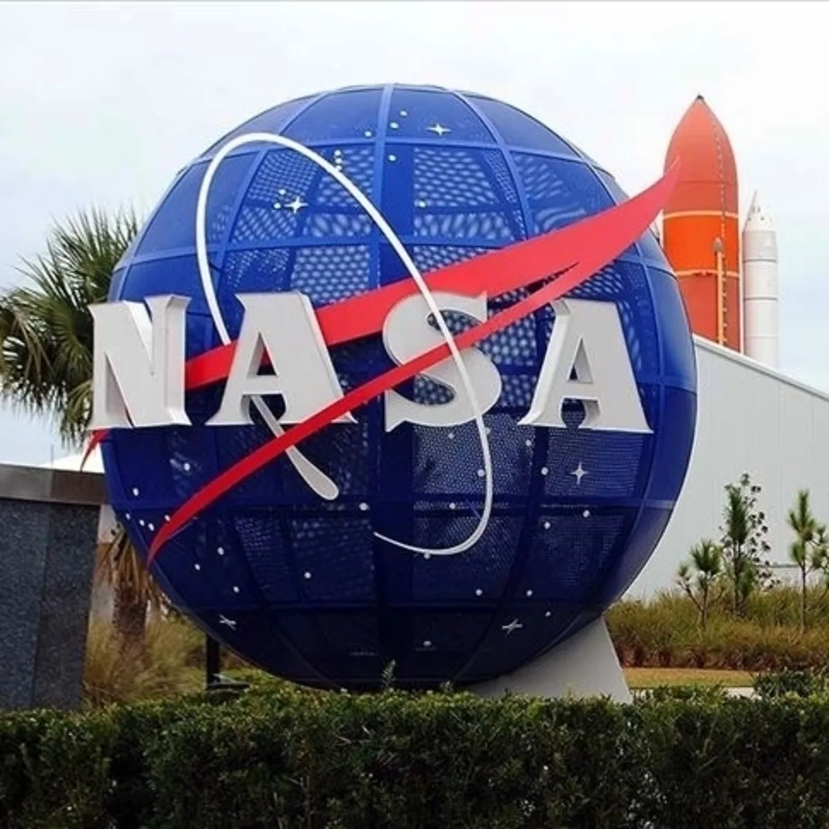 NASA alarmda: ISS'de hava kaçağı onarımı durduruldu