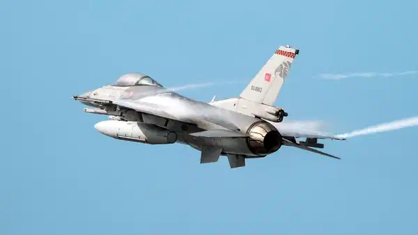 NATO'dan Letonya'da İHA Müdahalesi: Türk F-16'ları Ön Planda