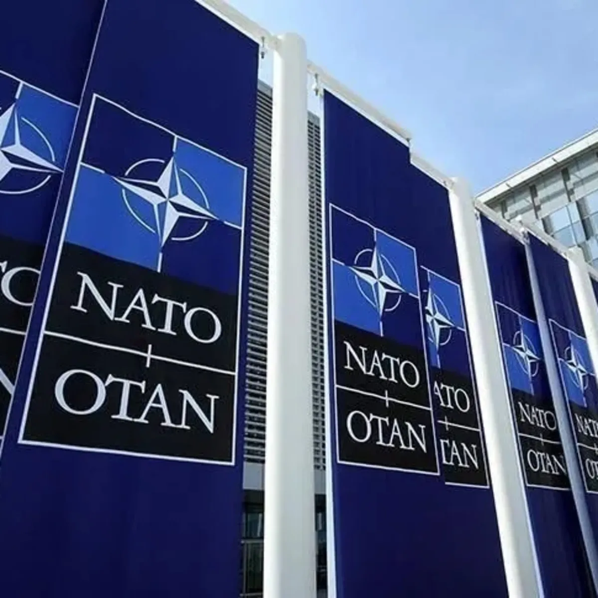 NATO'nun stratejisi değişiyor mu? Rusya parçalanma tehlikesiyle karşı karşıya