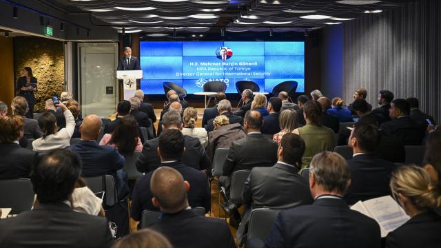 NATO Zirvesi Diyalogları Açılış Oturumu Gerçekleştirildi