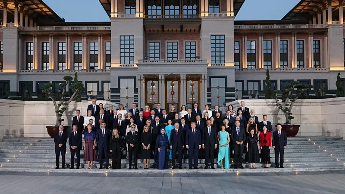 NATO Zirvesi'nin Perde Arkası: Renkli Anlar ve Sürpriz Detaylar