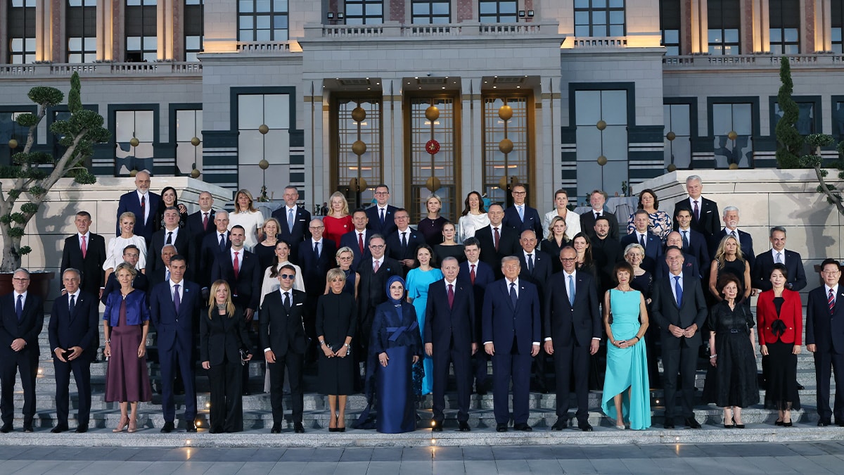 NATO Zirvesi'nde Beştepe'de aile fotoğrafı: Liderler Ankara'da buluştu