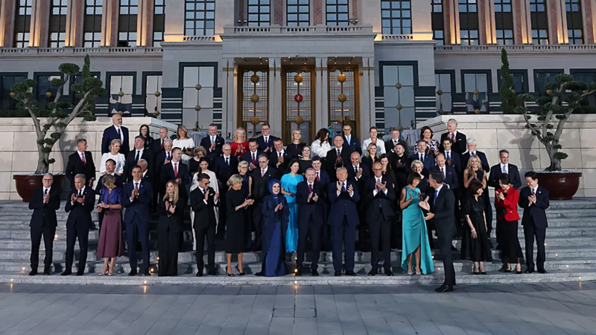 NATO Zirvesi'nde Türk Mutfağı Rüzgarı: Liderlere Yöresel Lezzetler Sunuldu