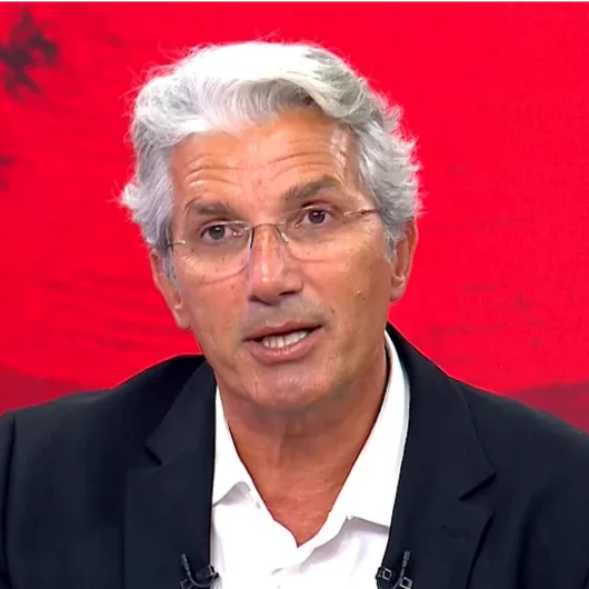 Nedim Şener: Hafter'in Türkiye'ye Yakınlaşmasının Perde Arkası