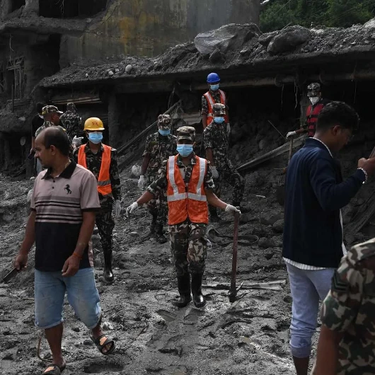 Nepal'de sel felaketi: Can kaybı 987'ye yükseldi, binlerce kişi kayıp