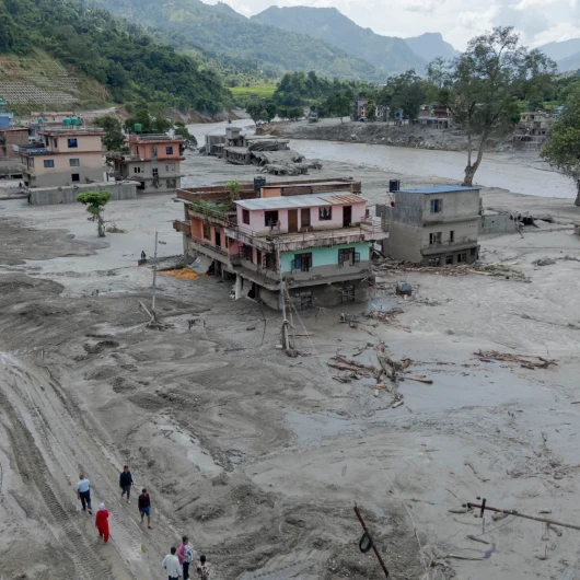 Nepal'de sel felaketinin boyutu: 2,2 milyon ton enkaz ve 1050 can kaybı