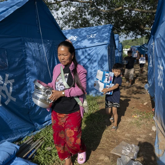 Nepal'de sel felaketi: Ölü sayısı 1300'ü geçti, arama kurtarma sürüyor