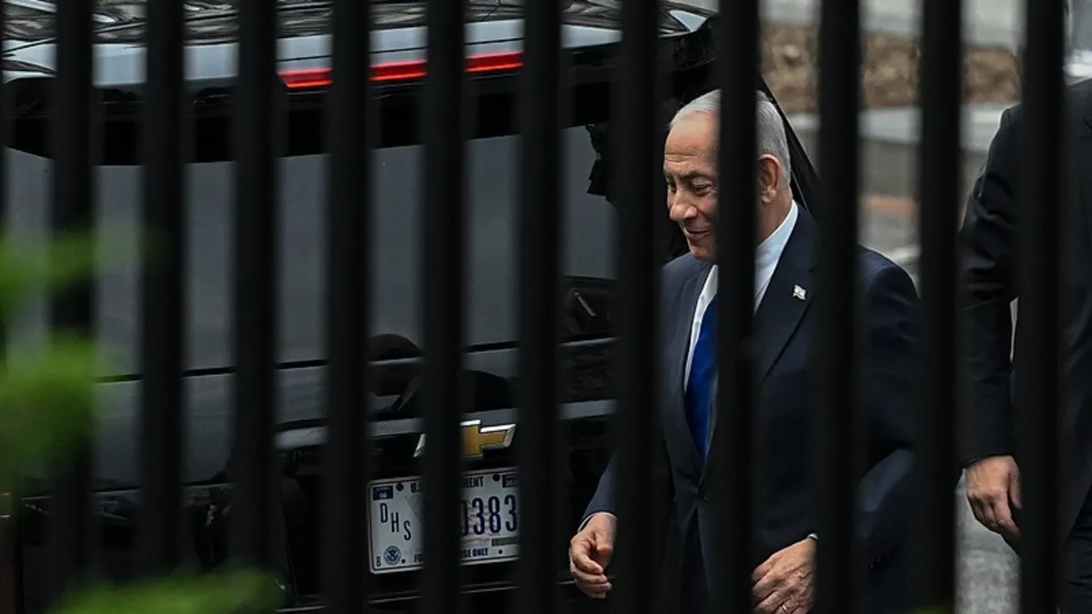 Netanyahu'nun Beyaz Saray Ziyareti: Arka Kapı Krizi ve Protestolar