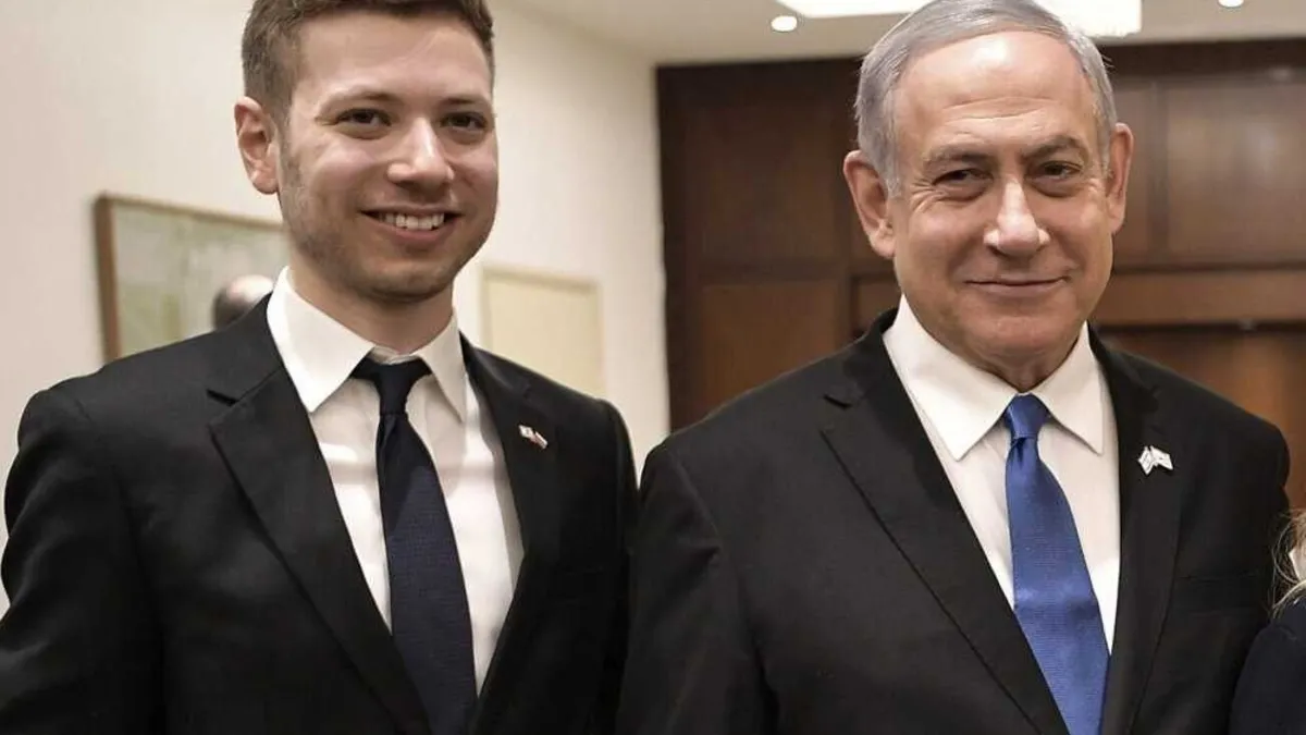 Netanyahu'nun oğlu Yair ismini değiştirdi: Yeni kimliği 'Yonatan Hun