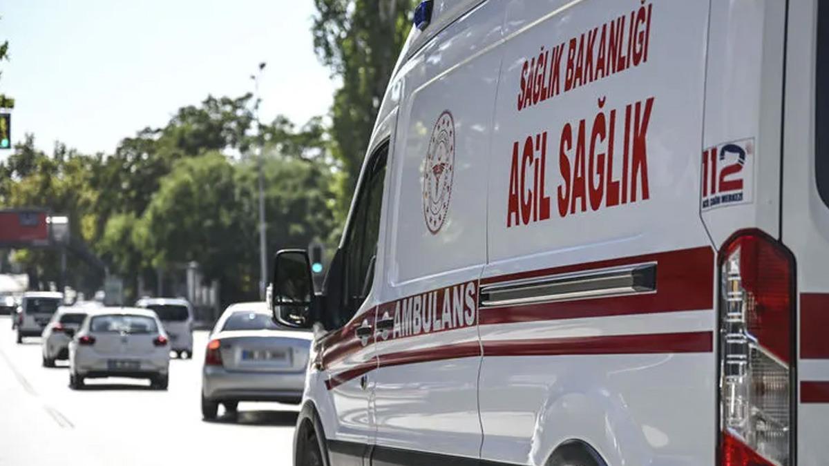 Nevşehir'den Kastamonu'ya giden aile kaza yaptı: Anne öldü, 3 yaralı