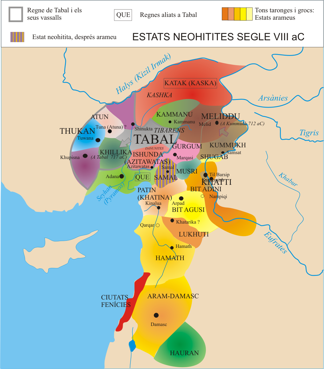 Nevşehir'de oto tamirhanesinde yangın: 5 kişi dumandan etkilendi