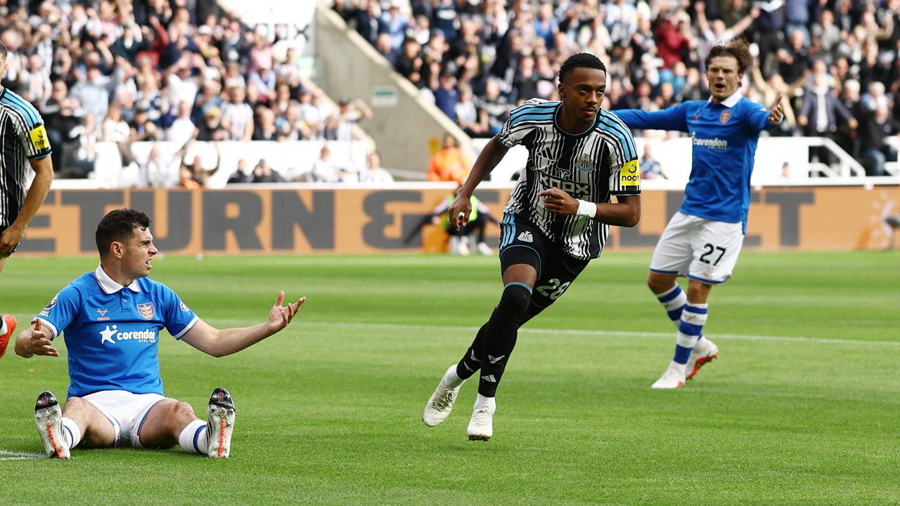 Newcastle Hull City'yi 2-1 Yendi, Tigers İlk Yenilgisini Aldı