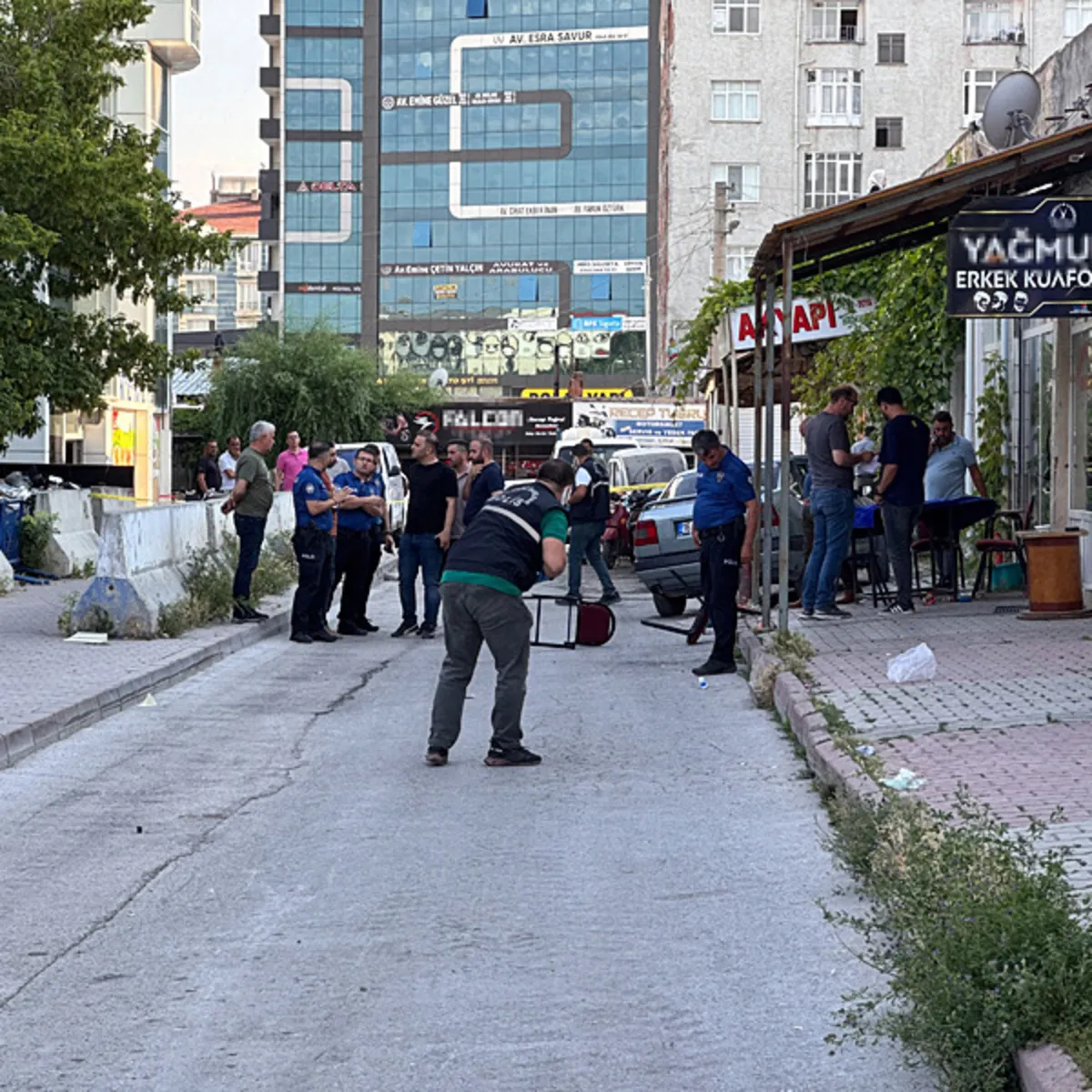 Niğde'de kıraathanede silahlı kavga: 1'i ağır 4 yaralı
