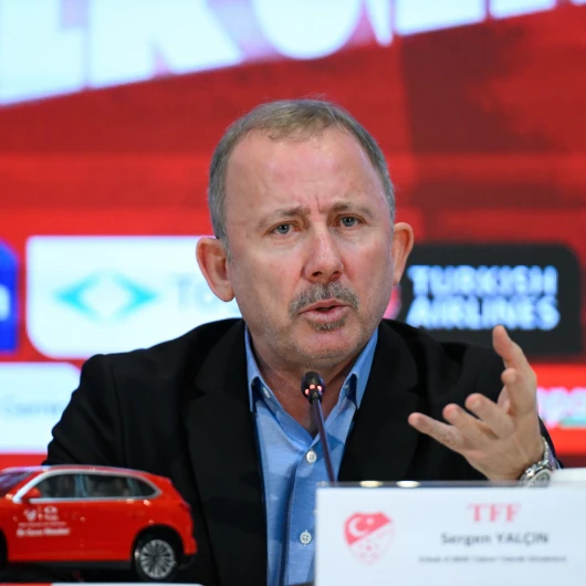Nihat Kahveci'den Sergen Yalçın'a destek: "20 yıllık sözleşme verin