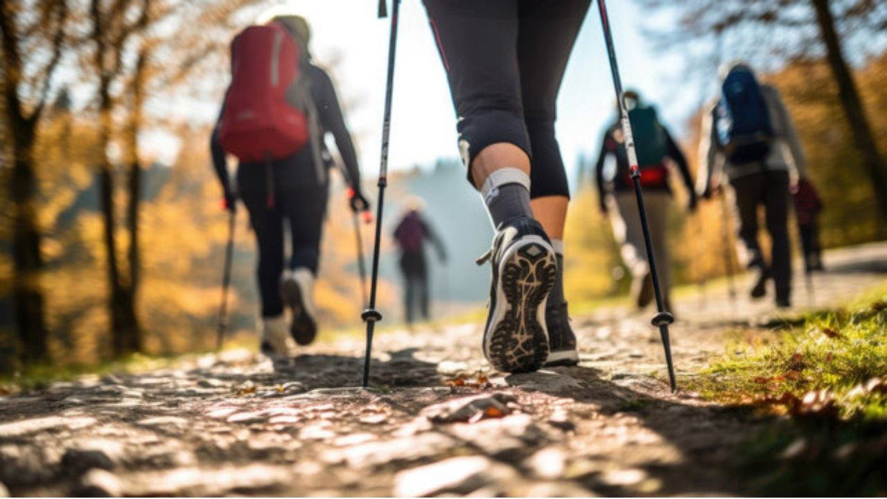 Nordic Walking Nedir? Yürüyüşü Etkili Egzersize Dönüştüren Yöntemin Faydaları