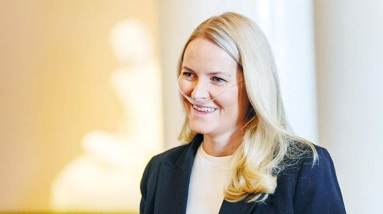Norveç Veliaht Prensesi Mette-Marit akciğer nakli için bekliyor