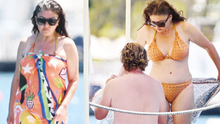 Nurgül Yeşilçay ve Necati Kocabay Marmaris'te Tatil Sezonunu Açtı