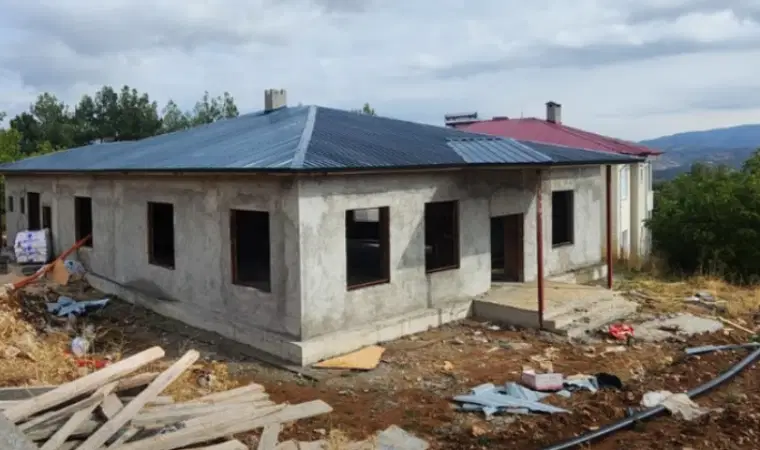 Nurhak'ta Karaçar Halkevi inşaatı hız kazandı