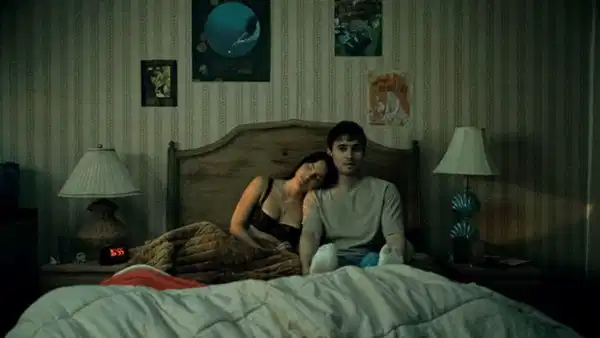 Obsession filmi tartışma yarattı: Takıntılı aşk normalleşiyor mu