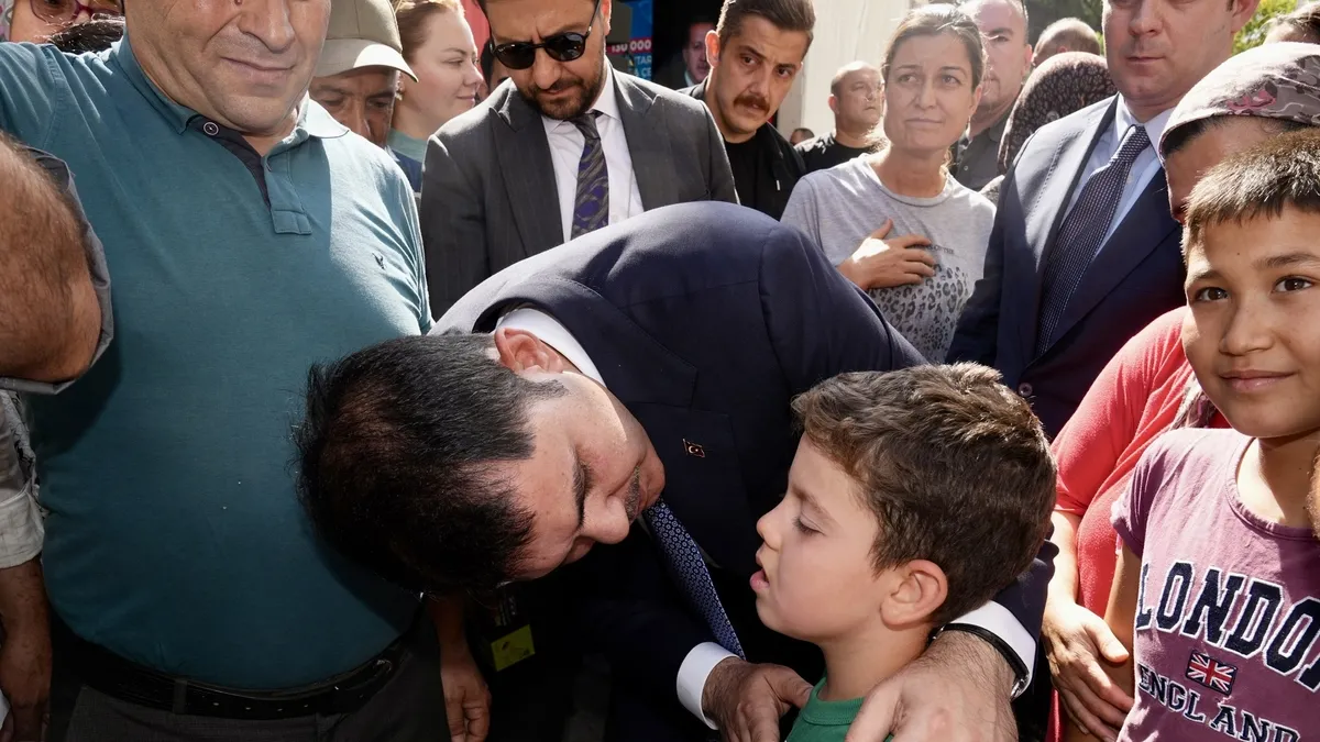 Ödemiş'te yangın konutları bu ay teslim ediliyor: Bakan Kurum duyurdu