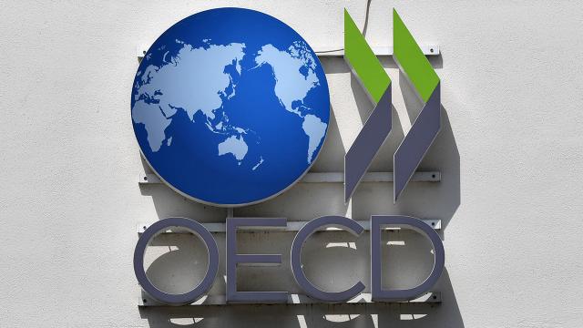 OECD'den küresel ekonomi uyarısı: Büyüme yavaşlayacak