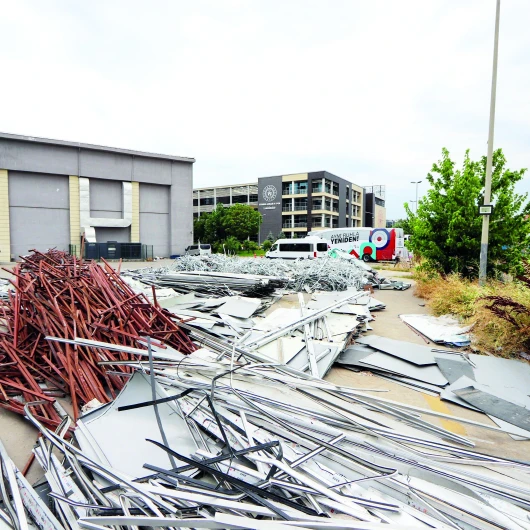 Öğrenci Yurtlarındaki Hurda Ranzalar Füzeye Dönüşüyor