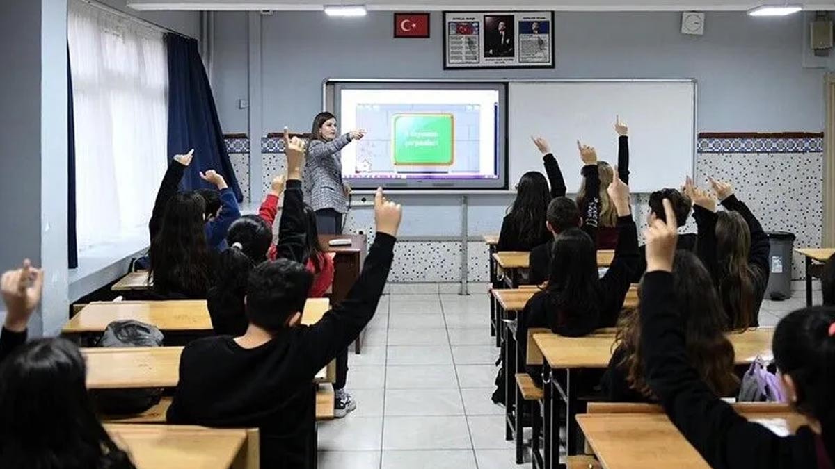 Öğretmen Atama Sonuçları Açıklandı: İller Arası Yer Değiştirme Tamamlandı