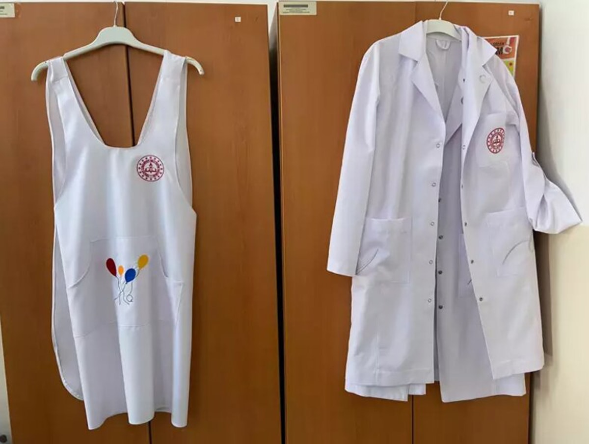 Öğretmen Önlükleri İçin Yeni İhale: Milyonlar Askıda