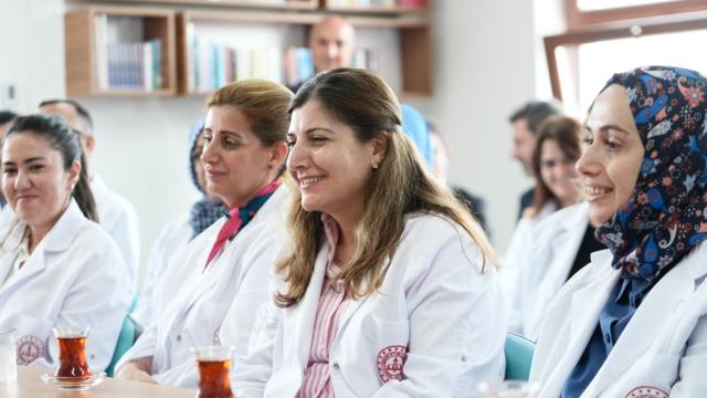 Öğretmenler Günü 81 İlde Coşkuyla Kutlanacak